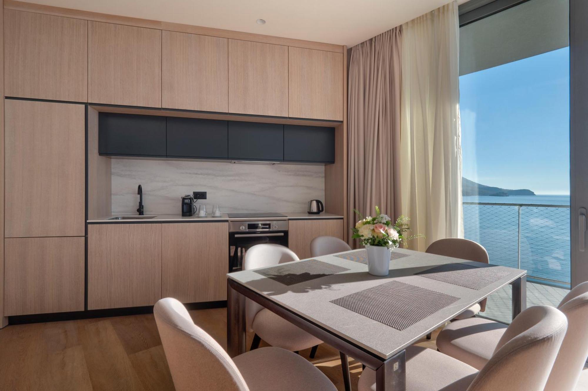 Sea Star Budva Exterior photo